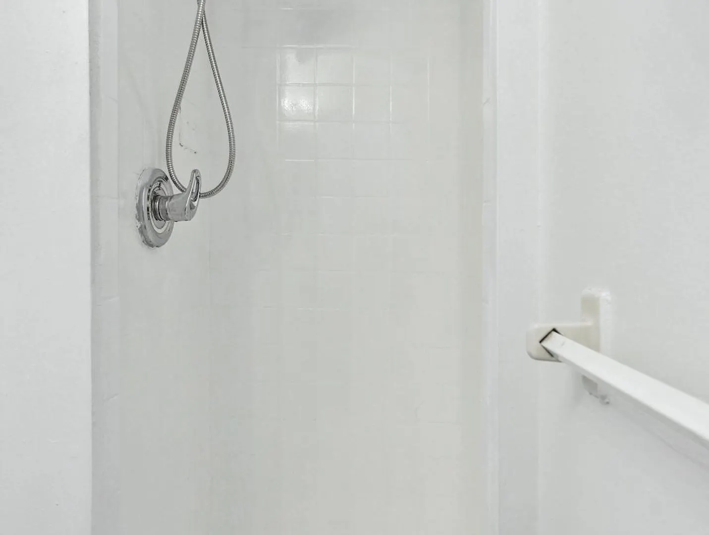 3 Bedroom Family Apartment In Hells Kitchen New York
